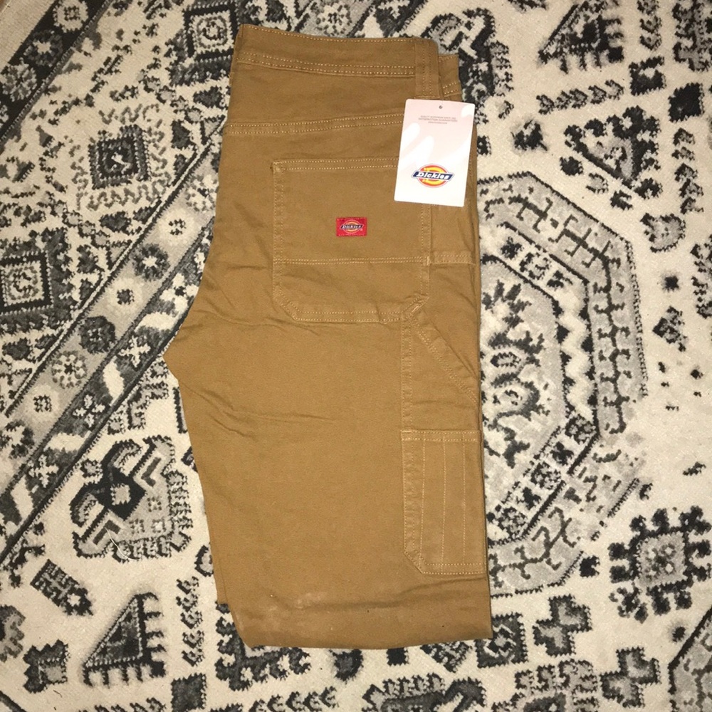 Dungarees w/ high vis vest